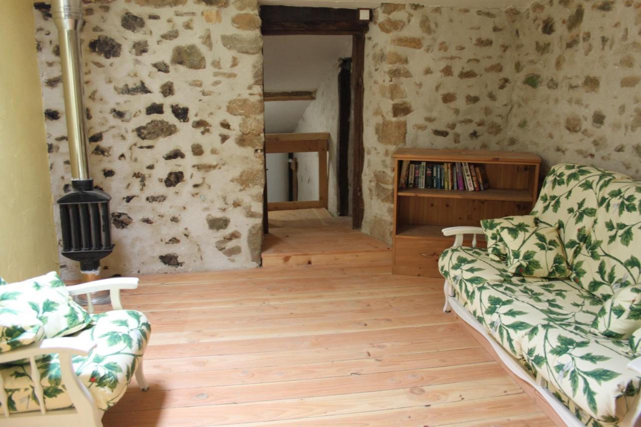 Gite La Pimparola Villa Nouic Exterior photo